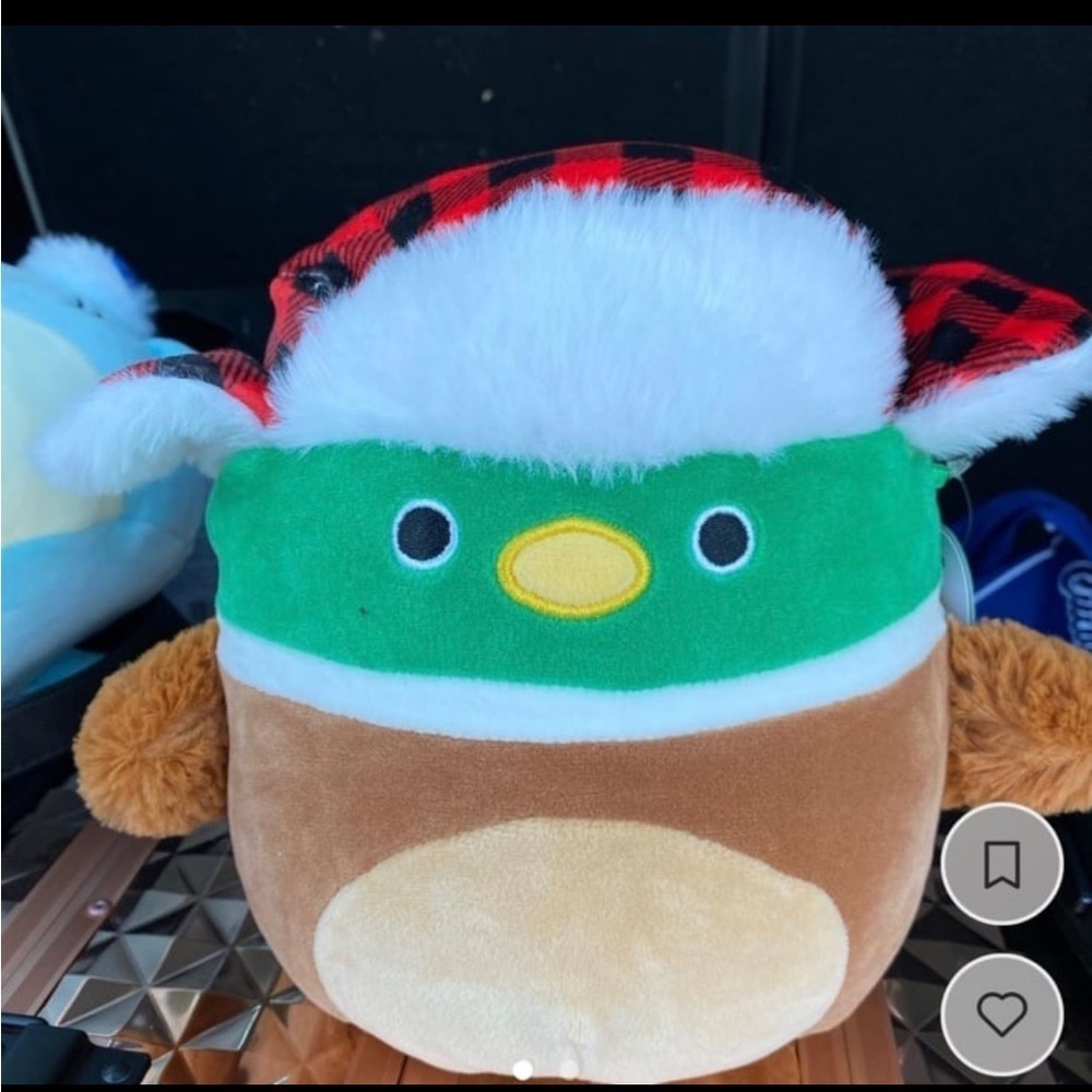Avery Christmas squishmellow